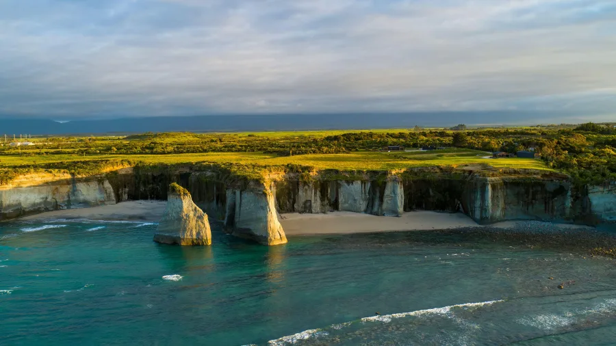 Dramatic coastal cliffs and sea stacks at Cape Foulwind near Westport on the West Coast of New Zealand’s South Island