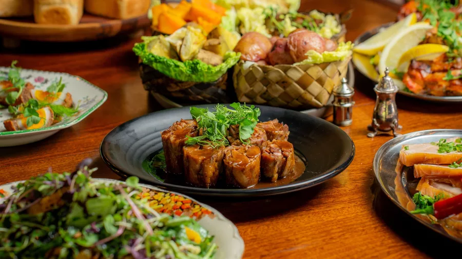 Contemporary Māori feast with beautifully presented dishes at Te Pā Tū