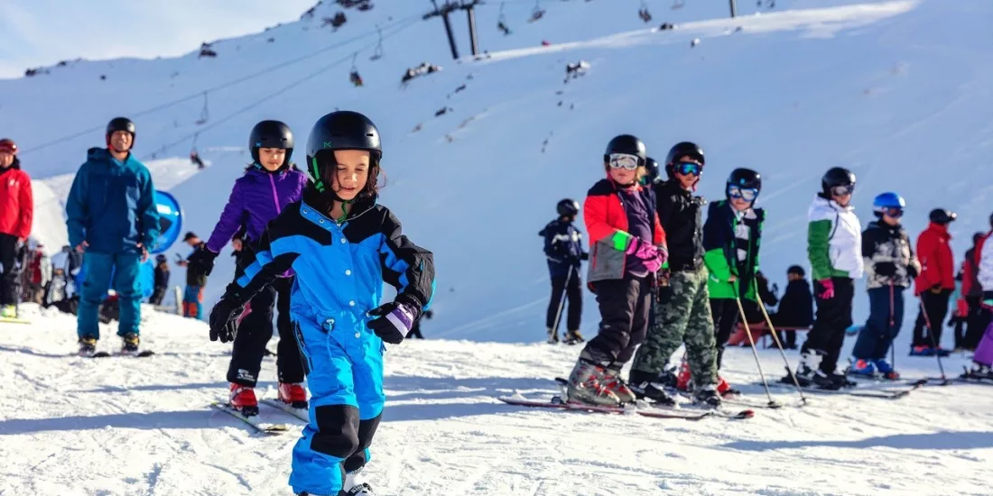 Group ski lesson for children at Mt Hutt