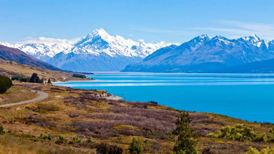 Snow-capped Aoraki Mount Cook viewed from road along Lake Pukaki