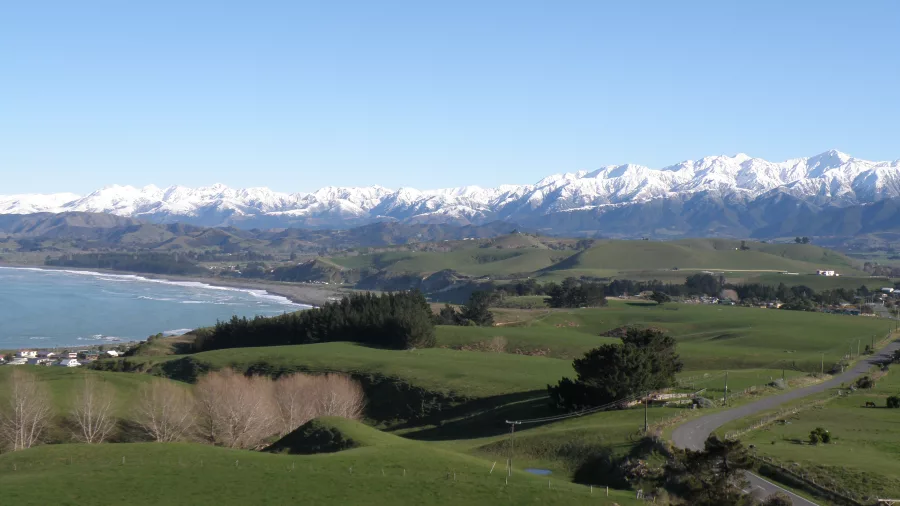 View of Kaikōura coast and Seaward Kaikōura Range on a clear day
