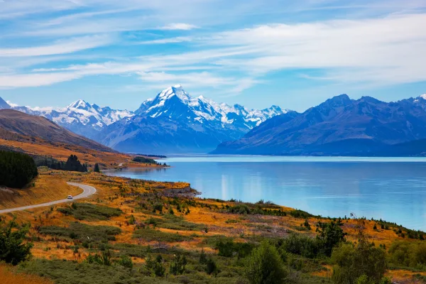 Scenic drive along Lake Pukaki towards Aoraki/Mount Cook