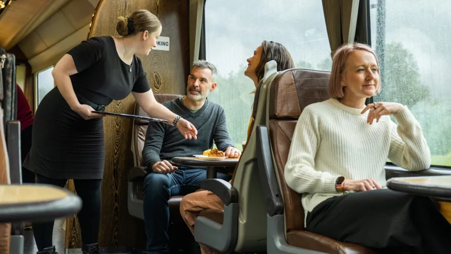 Northern Explorer, Scenic Cafe, Train Tour, North Island