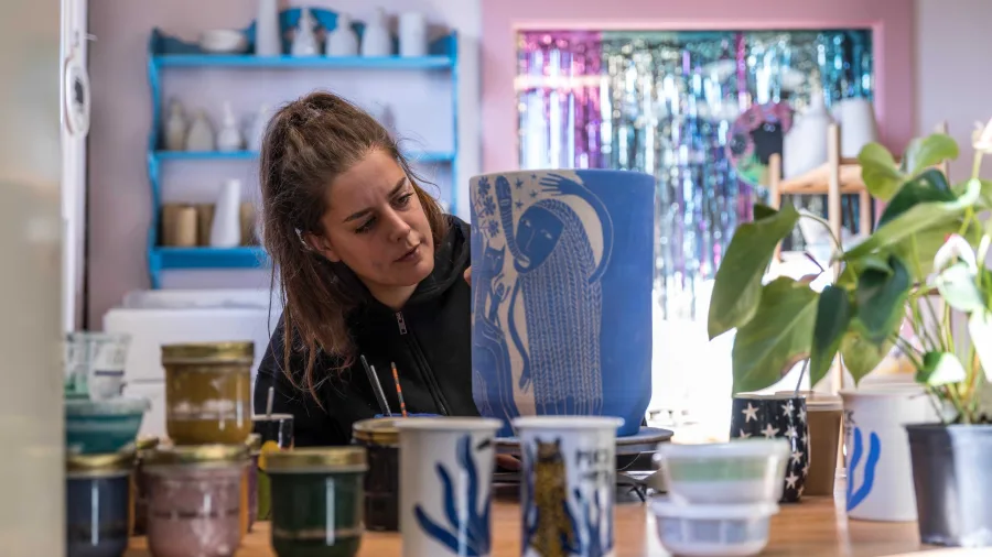 Zappekin pottery artist working in Motueka, Nelson Tasman