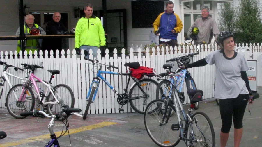 Cyclists and bikes outside Sprig and Fern Tavern in Nelson