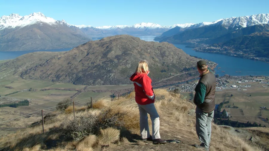 Guests enjoying elevated viewpoint of Lake Wakatipu on LOTR tour