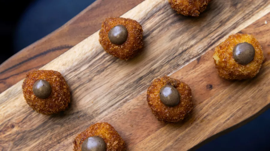 Gourmet canapés served aboard the Milford Sound business class tour
