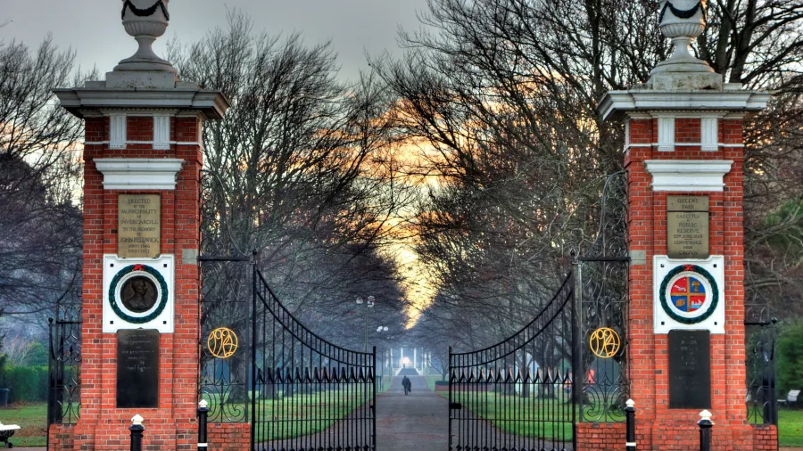 Queens Park entrance gates in Invercargill, Southland New Zealand