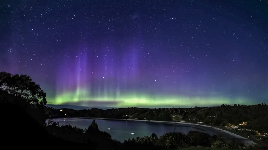 Aurora Australis Southern Lights over Halfmoon Bay, Stewart Island