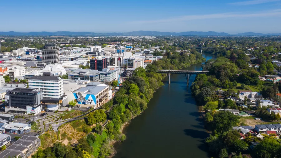 Waikato River flowing through Hamilton City, New Zealand.