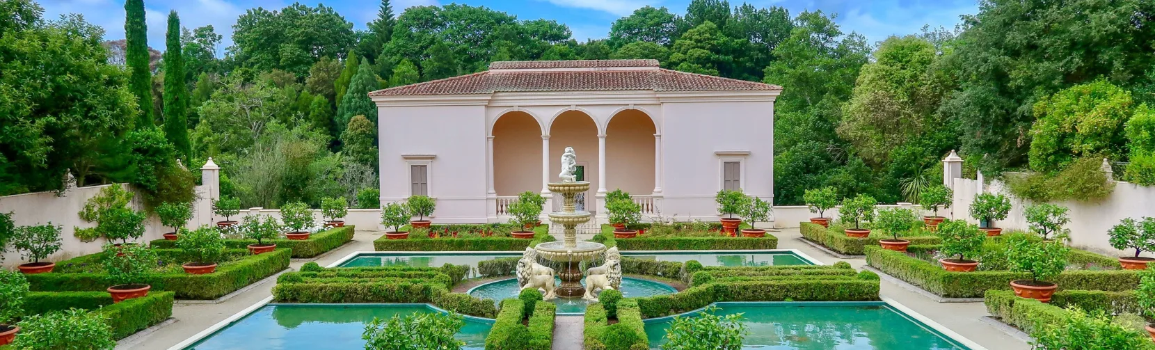 Italian Renaissance Garden with central fountain and manicured hedges at Hamilton Gardens in Waikato, New Zealand
