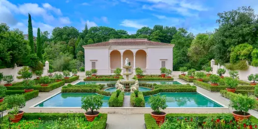 Italian Renaissance Garden with central fountain and manicured hedges at Hamilton Gardens in Waikato, New Zealand