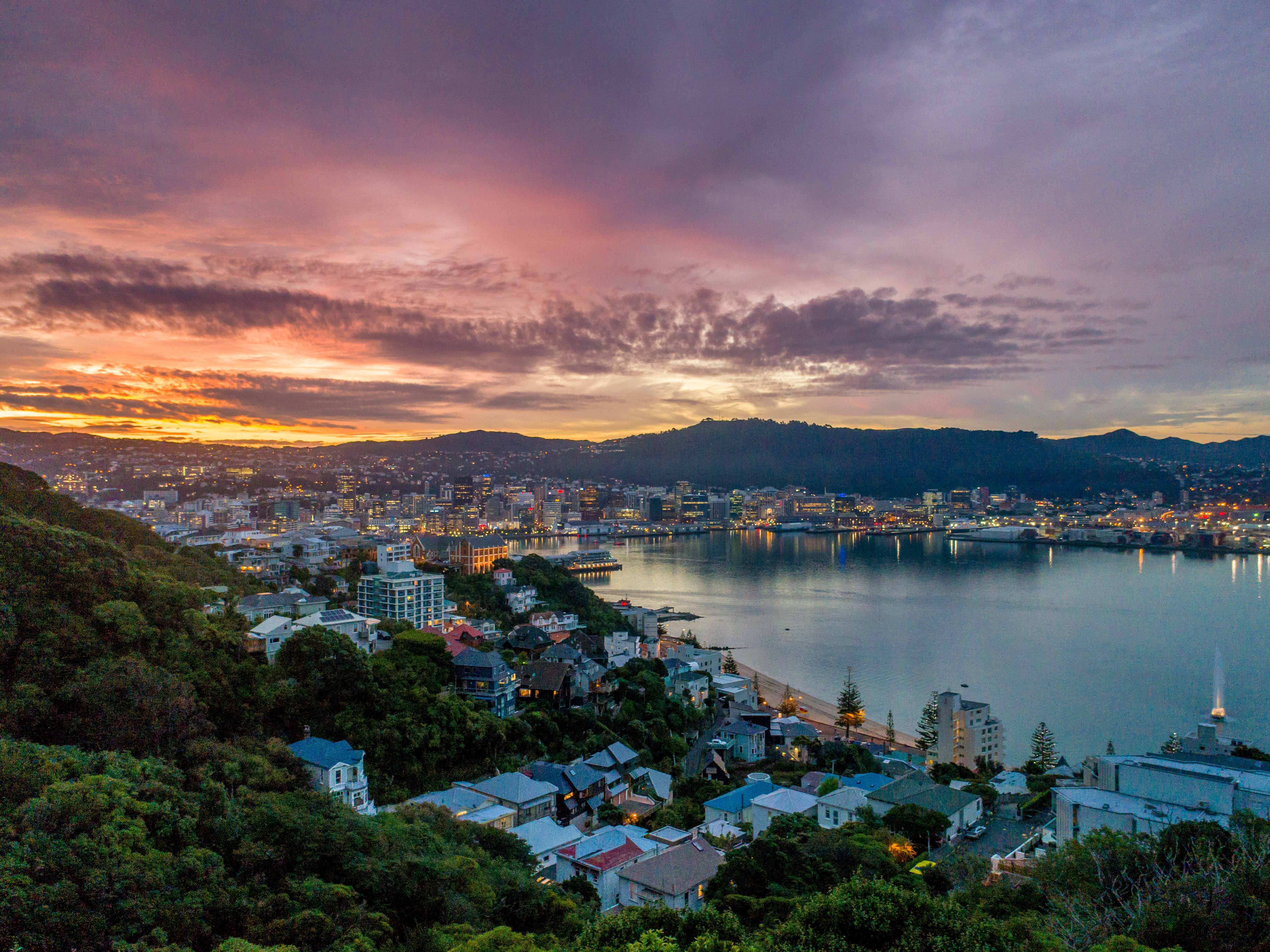 Mt Victoria Lookout at sunset: Credit Johnny Huynen